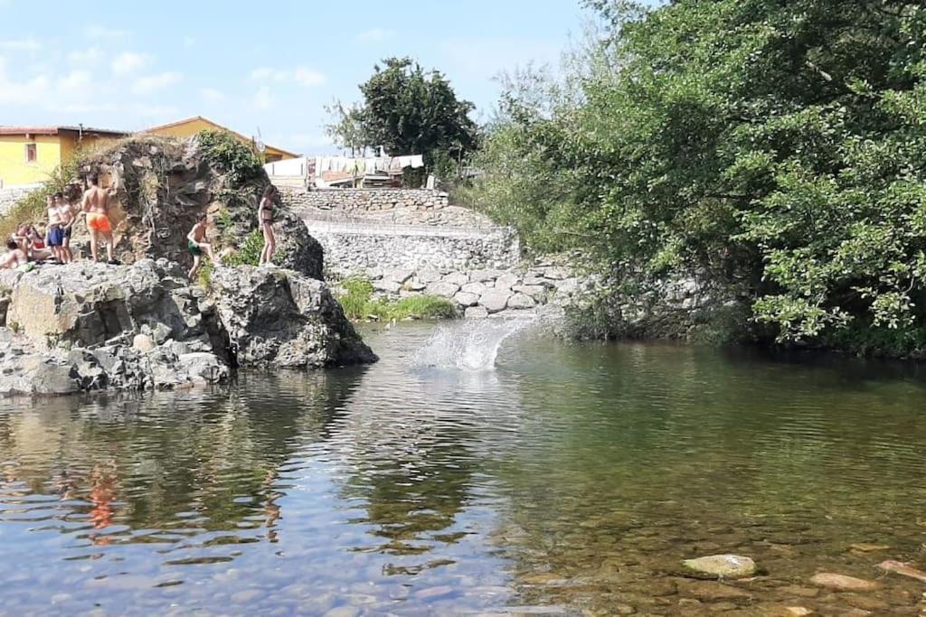 فيلا La Casa Del Rio. La Serna  المظهر الخارجي الصورة